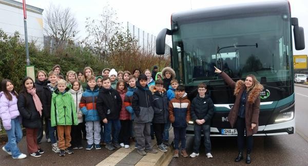 Durch das Schulbustraining haben die Kinder einen sicheren Schulweg und kommen entspannter in der Schule an